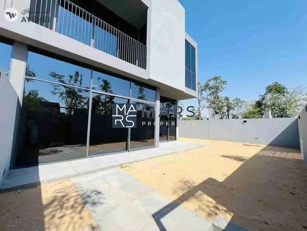 Luxury 4badroom villa available for rent:200K