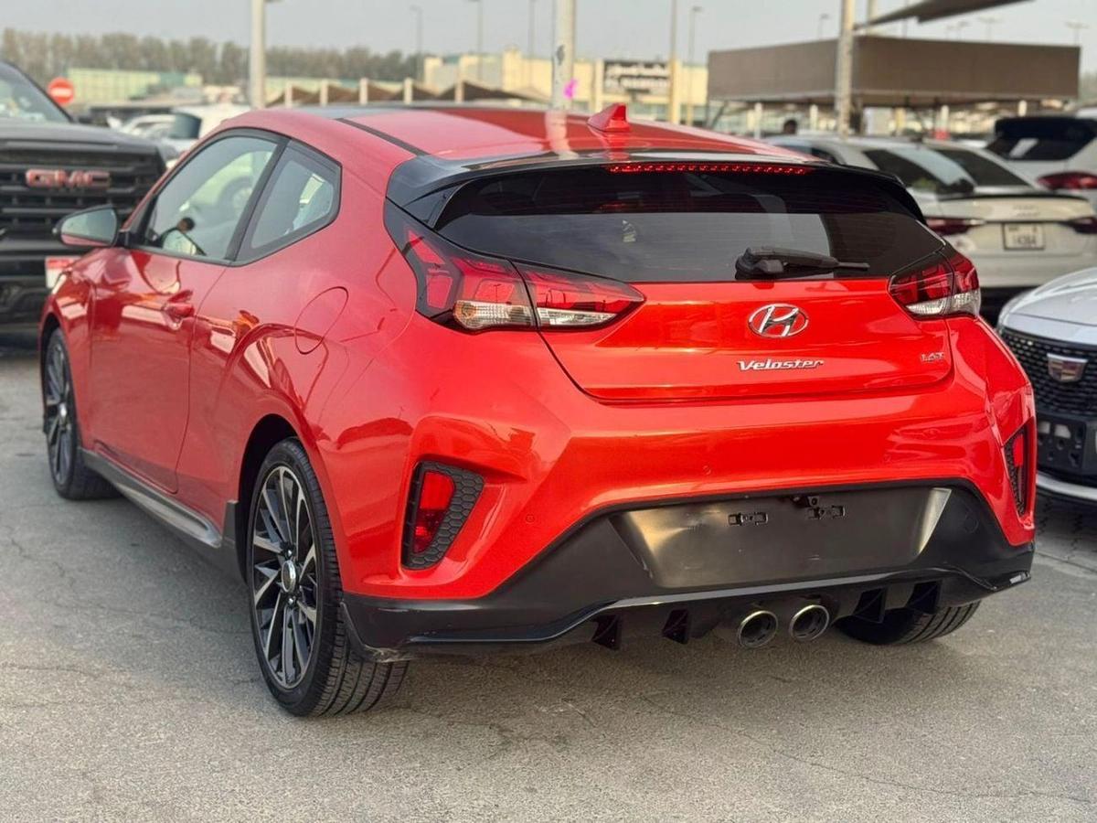 Hyundai Veloster Turbo 1.6L-3-3