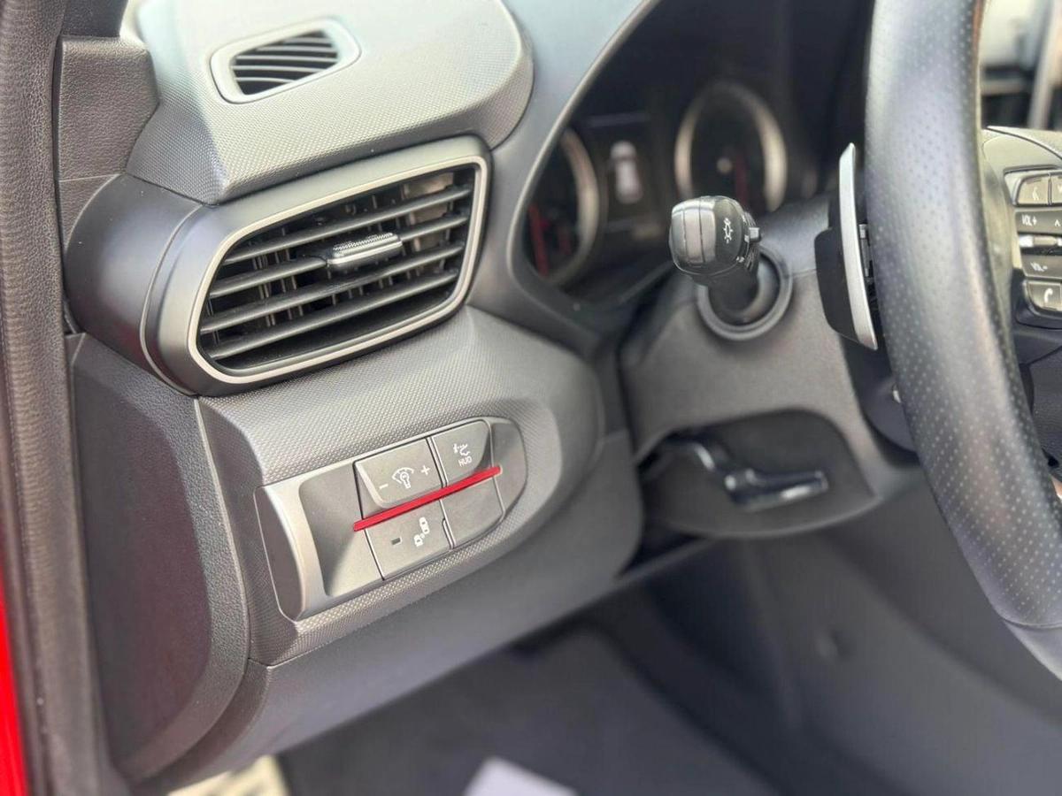 Hyundai Veloster Turbo 1.6L-12-12