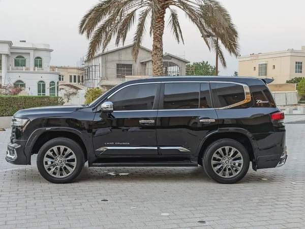 TOYOTA LAND CRUISER 2014 FACELIFTED 2025 WITH INTERIOR AND EXTERIOR V6 4.0L IN PERFECT CONDITION