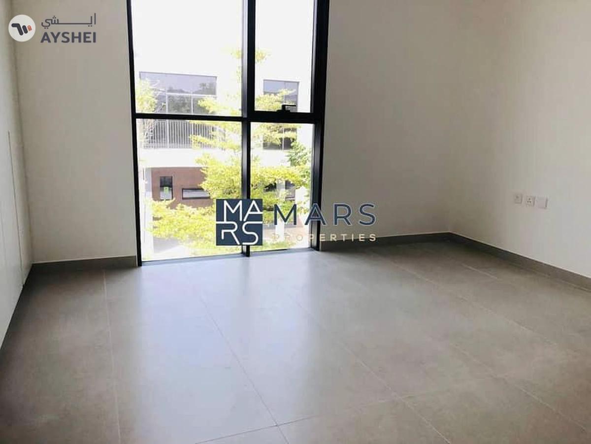 Luxury Villa | Modern Style | Ready frome the Devoloper | Brand New | Amazing Payment Plans-2-2