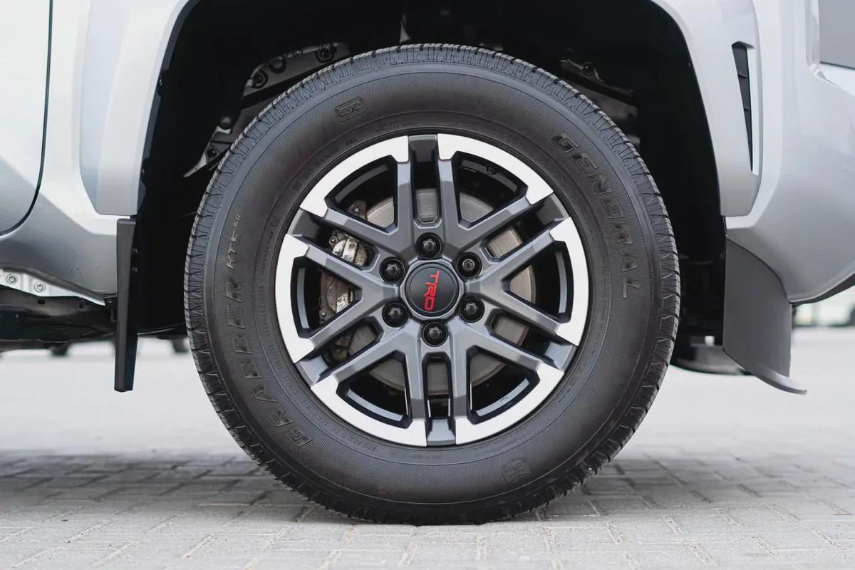 Toyota Tacoma 2024 SR5 Double Cab-8-8