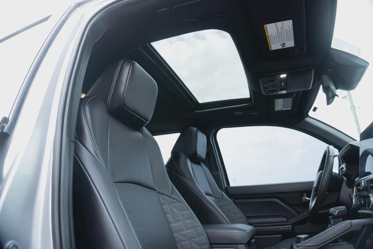 Toyota Tacoma 2024 SR5 Double Cab-12-12