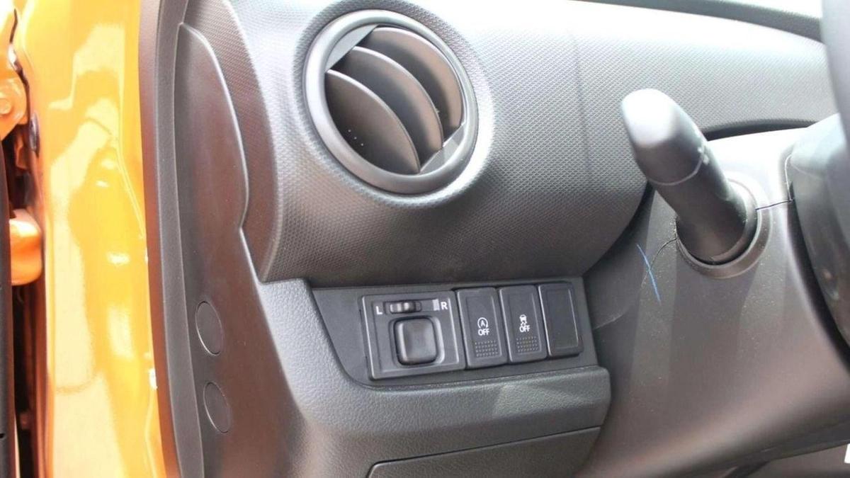 Suzuki S Presso SUZUKI S- PRESSO GLX 1.0P AT ORANGE 2025 GREY INTERIOR , 3 CYLINDERS-15-15