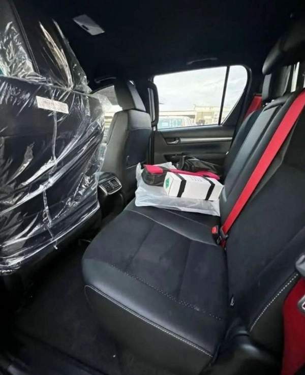 Toyota Hilux New 2024 Toyota Hilux GR Sport 4.0L V6 Petrol Automatic Full Option Zero KM