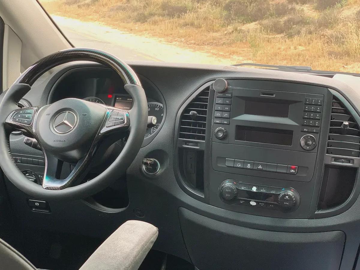 Mercedes-Benz Vito | Model 2019 | 6 Seater | GCC Specs-7-7