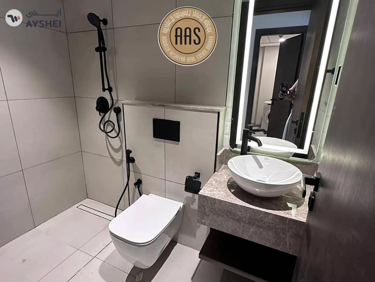 Spacious luxury new lavish 2bhk 🔥laundry room and kitchen appliances only in 130k arjan-11-11