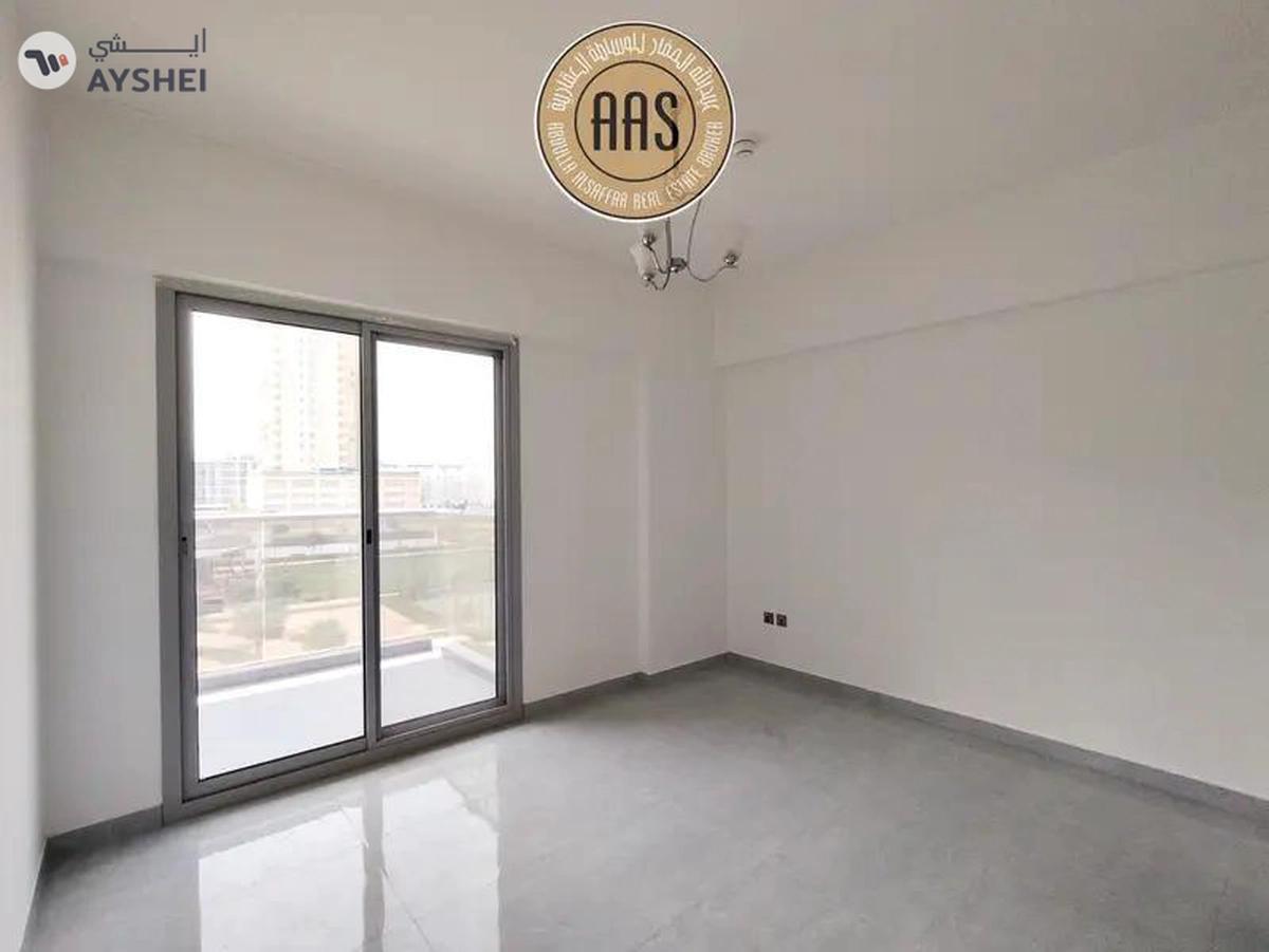 Spacious 3bhk+ store room with pool view balcony in Arjan-1-1