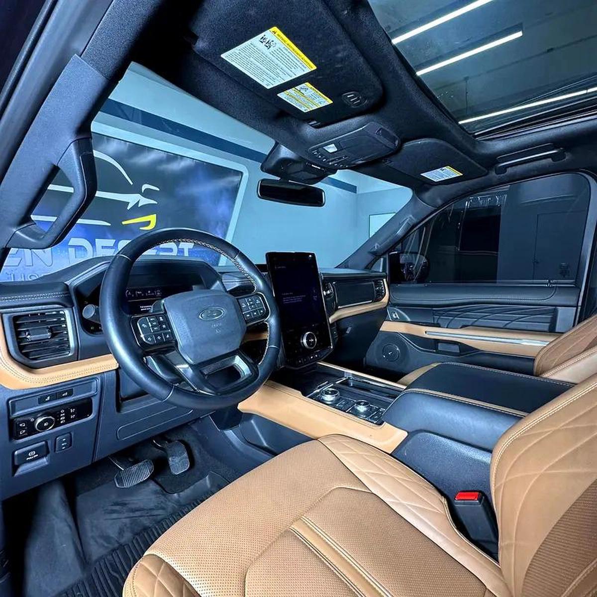 Ford Expedition Platinum-15-15