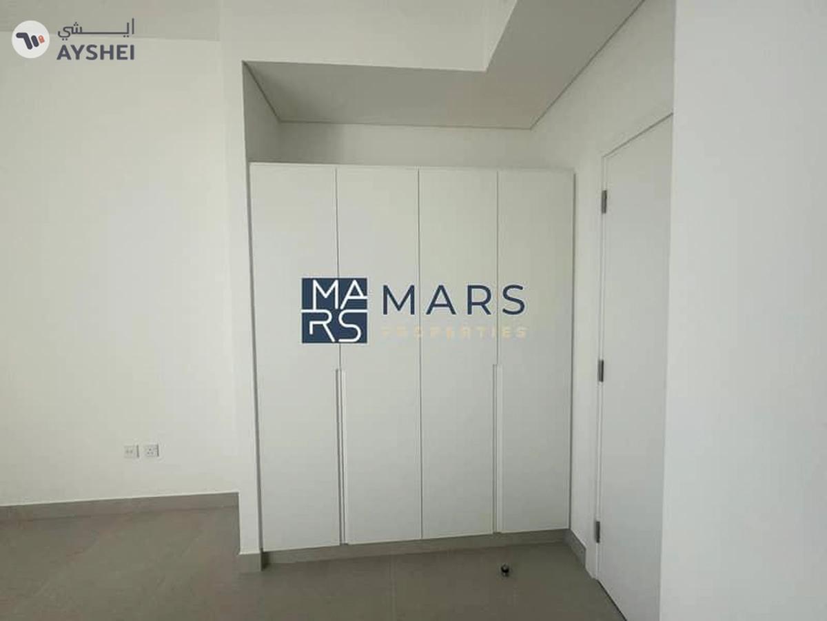 Luxurious brand new 3 bedroom townhouse available all master in Masaar for rent just in 160k-17-17