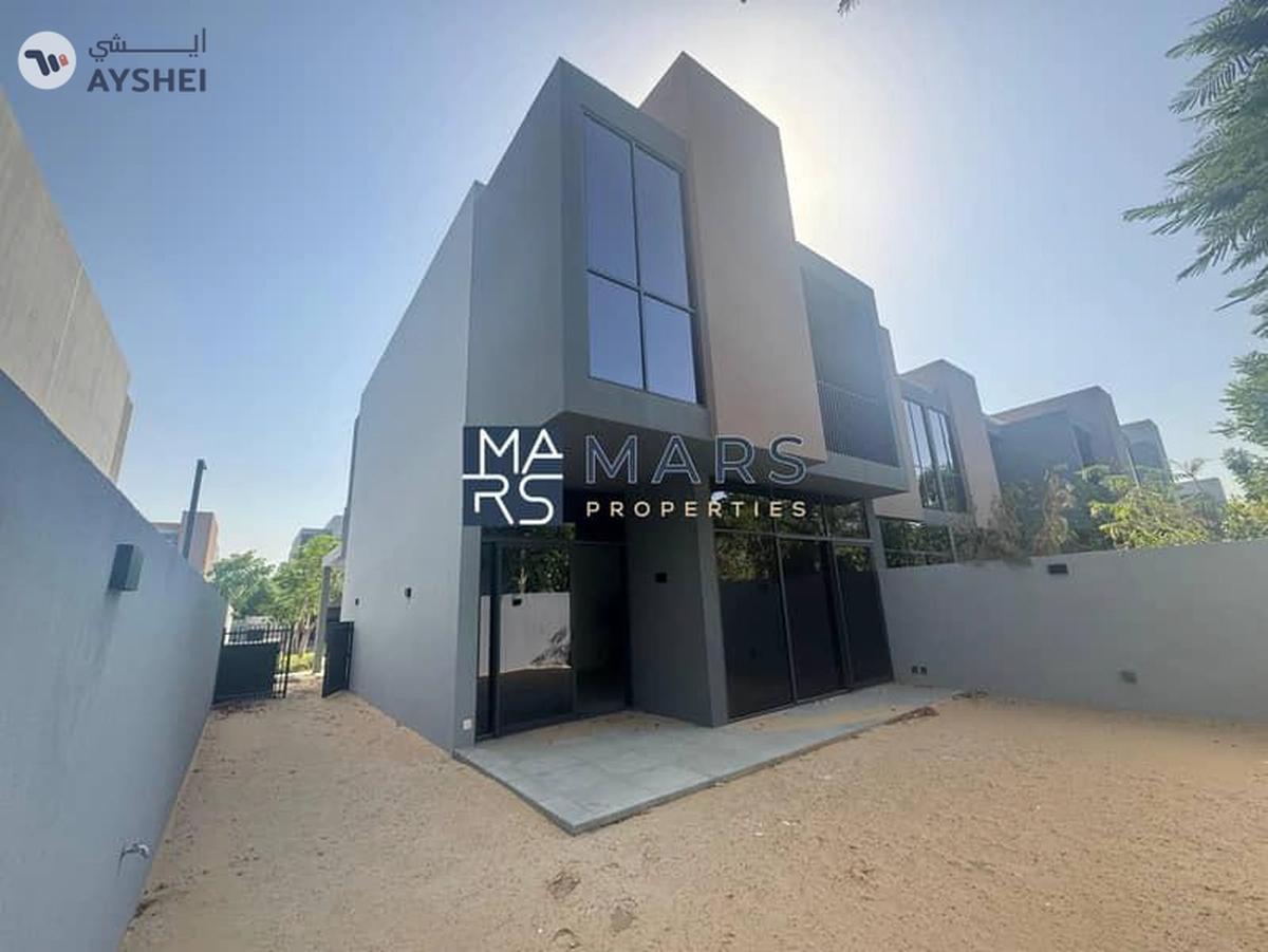 Luxurious brand new 3 bedroom townhouse available all master in Masaar for rent just in 160k-0-landscape