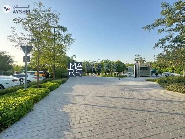 Luxurious brand new 3 bedroom townhouse available all master in Masaar for rent just in 160k