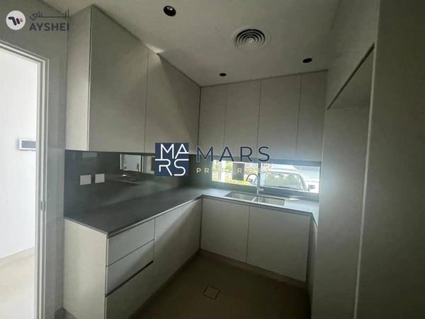 Luxurious brand new 3 bedroom townhouse available all master in Masaar for rent just in 160k