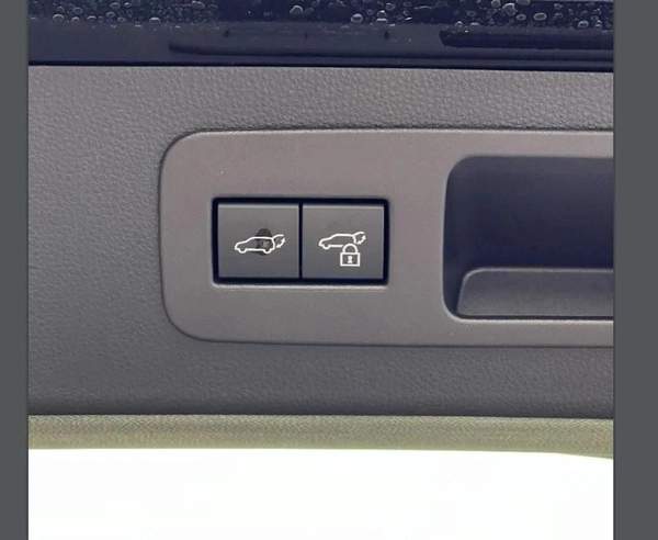 New Lexus LX 500 2024