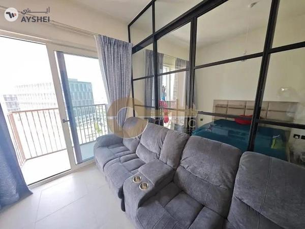 1 Bed Apartment | Mid Floor | Community View