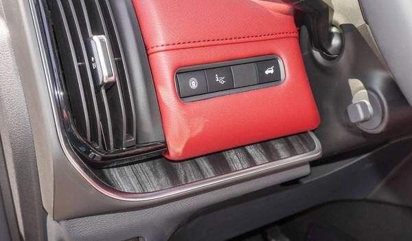 Nissan Patrol PLATINUM 3.8L V6