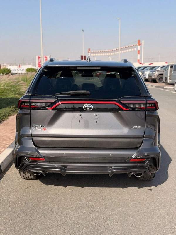 Toyota RAV4 XLE full option