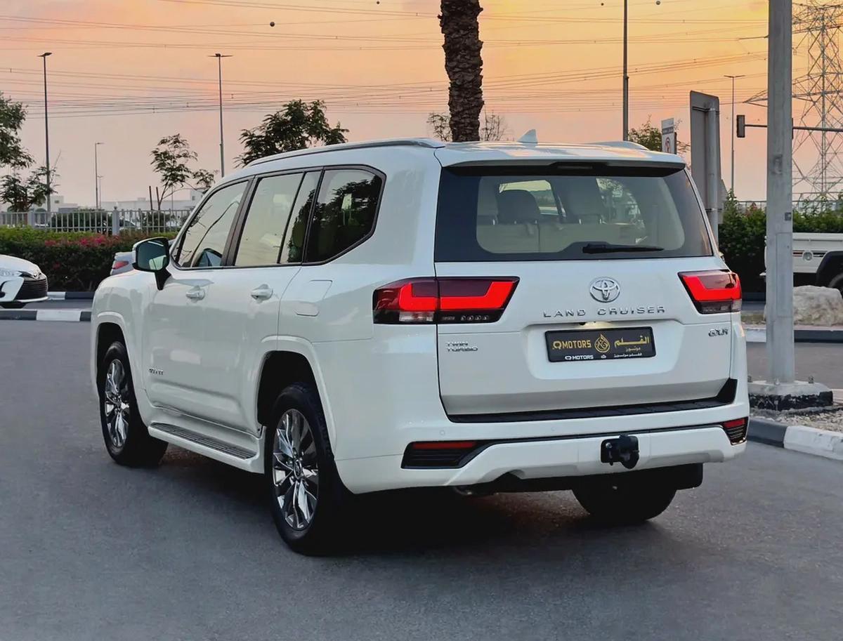 2024 Toyota Land Cruiser GXR 4.0l V6, Dealer Warranty, GCC Specifications-4-4