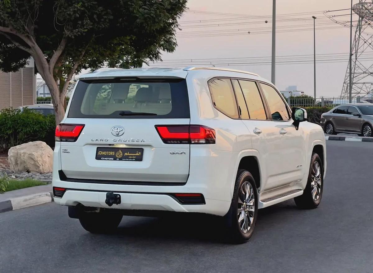 2024 Toyota Land Cruiser GXR 4.0l V6, Dealer Warranty, GCC Specifications-6-6