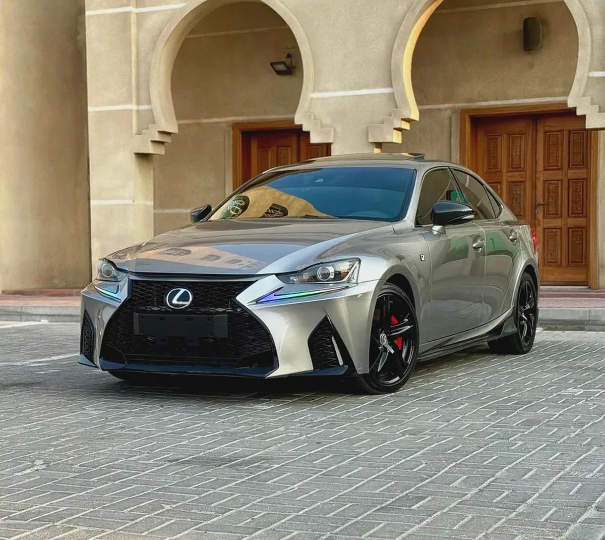 2017 Lexus IS 300 - American Specs-14-14