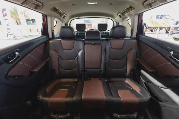 DFSK Glory 580 / Fengon 580 2023