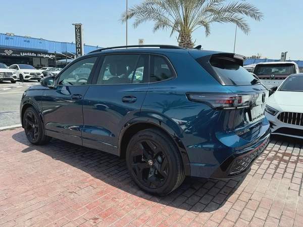 2025 Volkswagen Tiguan R-Line Black Edition - GCC Specs - Brand New!