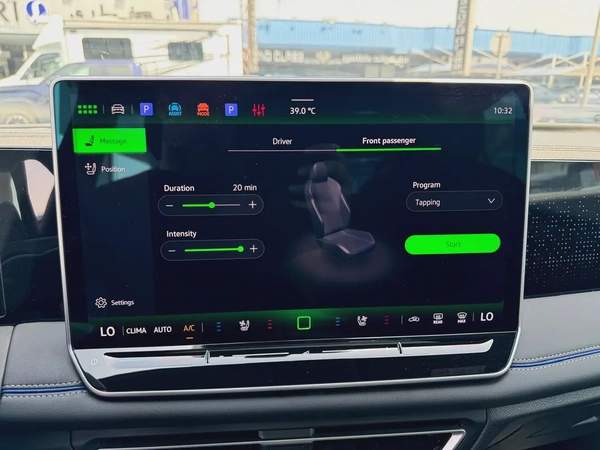 2025 Volkswagen Tiguan R-Line Black Edition - GCC Specs - Brand New!