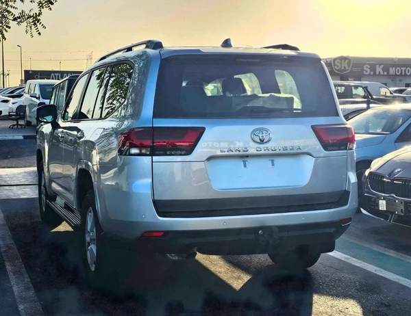 Toyota Land Cruiser GXR BASIC / SUNROOF / LEATHER WITH DRIVER POWER SEAT (CODE # GXR4B)