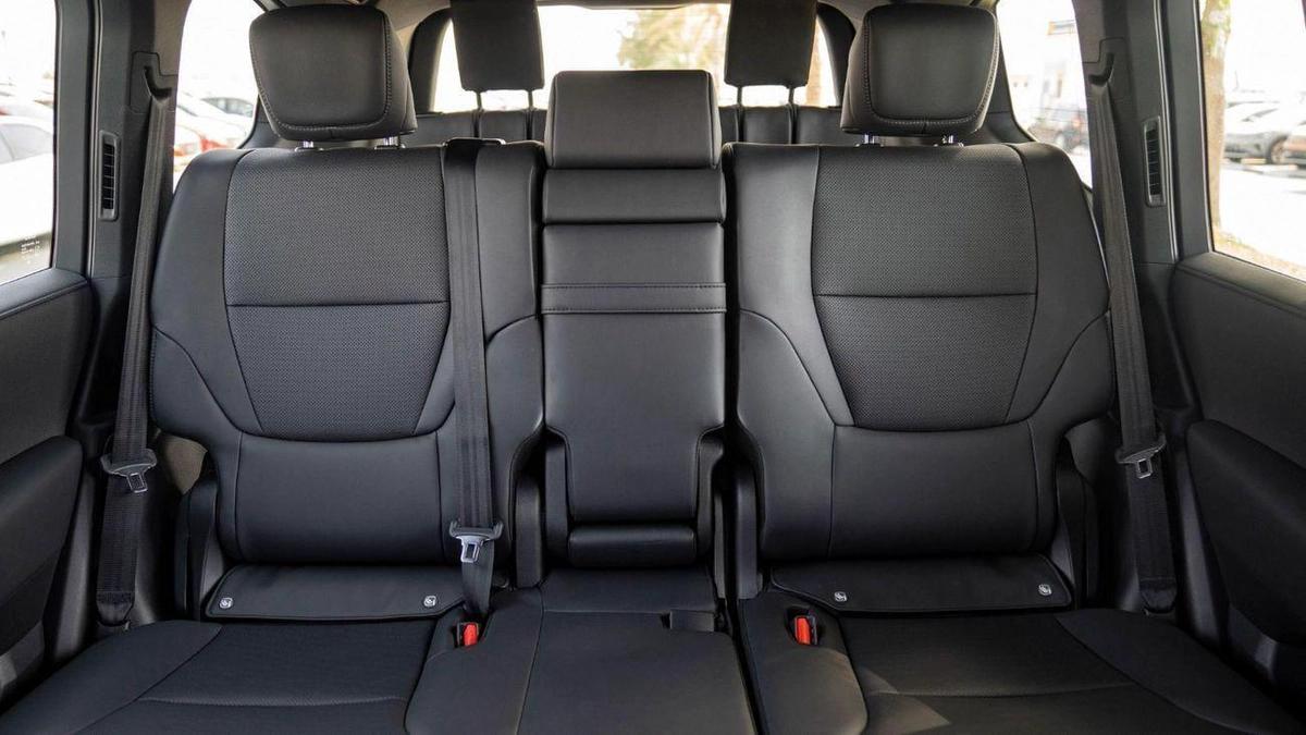 Toyota Land Cruiser VX 3.3 DIESEL-12-12
