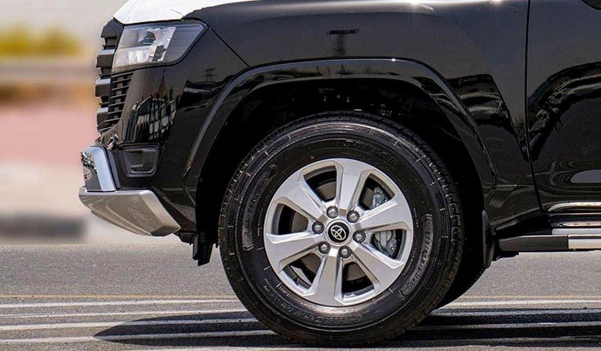 Toyota Land Cruiser Toyota land cruiser lc300 GXR 4.0 PETROL AT 2025-6-6