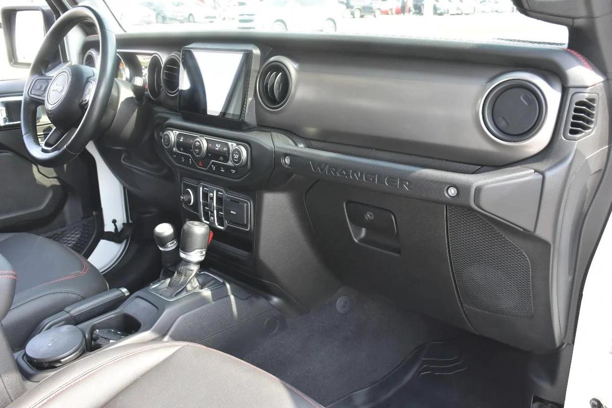 GCC WRANGLER UNLIMITED SPORTS 2021 | WHITE-13-13