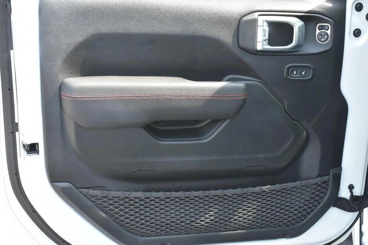 GCC WRANGLER UNLIMITED SPORTS 2021 | WHITE-9-9