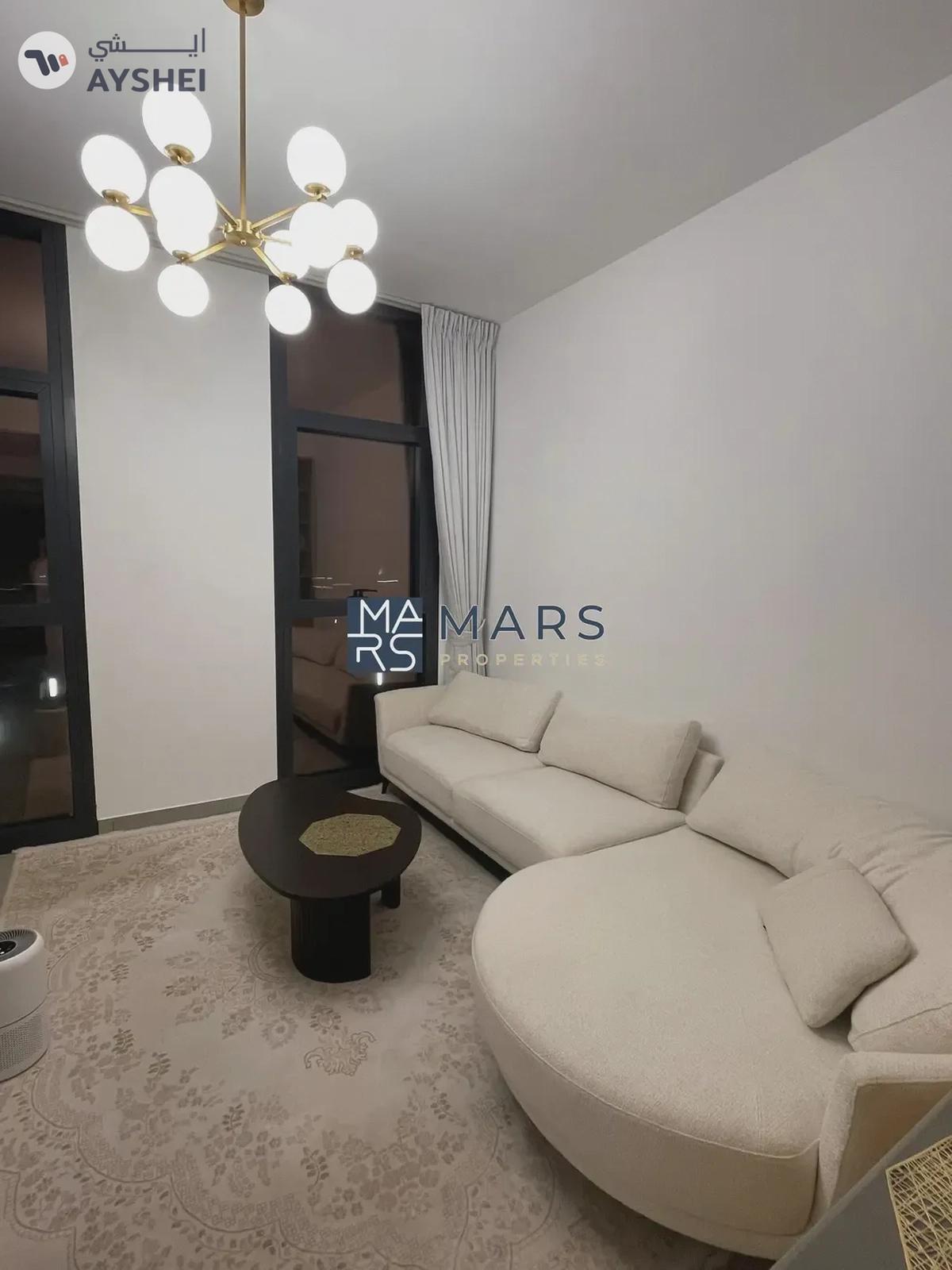 Bright & Spacious– Ideal for Comfort and Convenience!-6-6