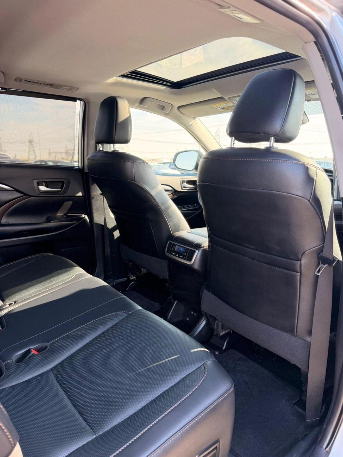 Toyota Highlander Limited 3.6L // 2019 full option// sunroof, leather seats-20-20