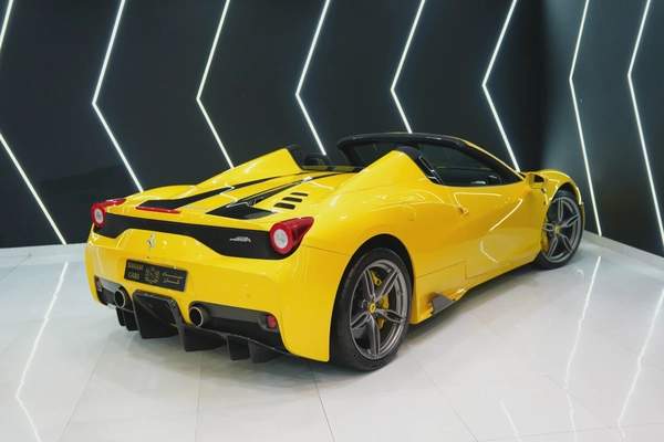 Ferrari 458 Speciale Aperta