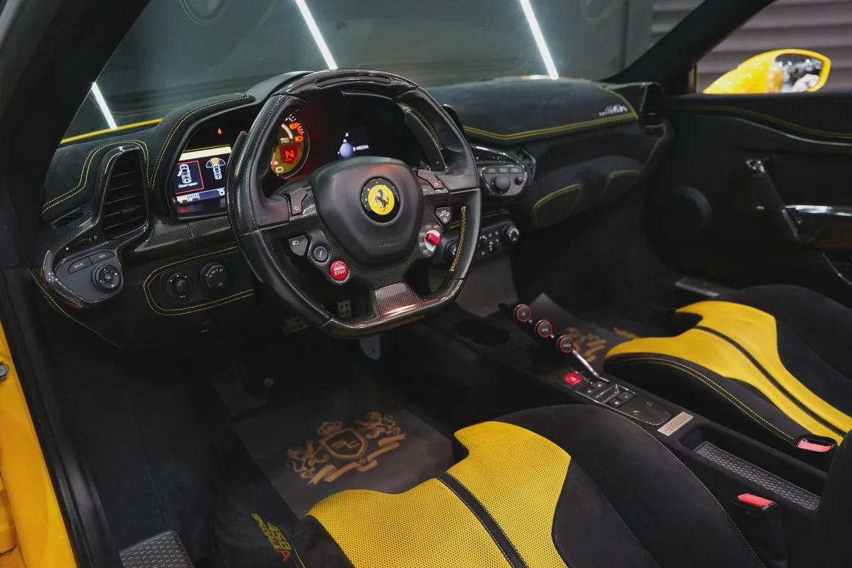 Ferrari 458 Speciale Aperta-4-4