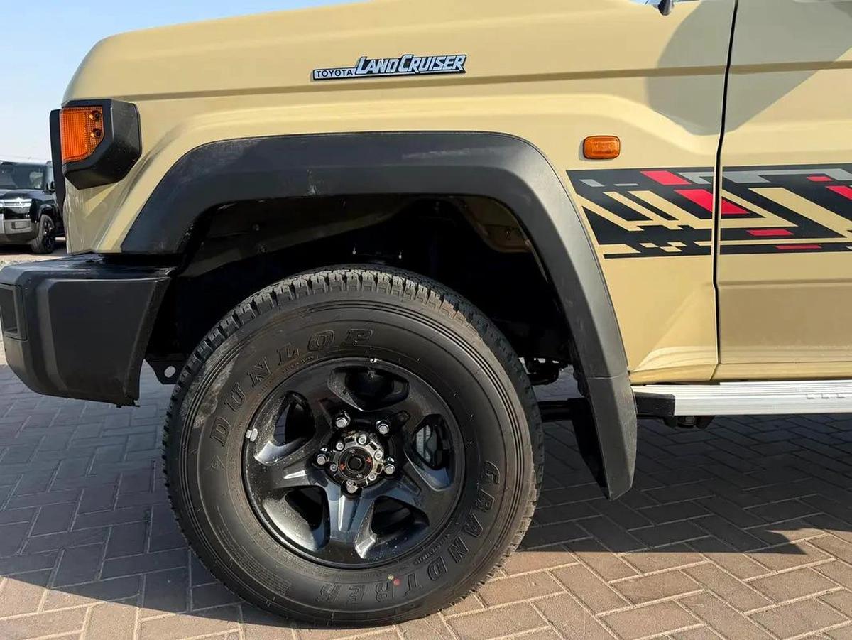 2026 Toyota Land Cruiser 79 Series S/C - GCC Specs-10-10