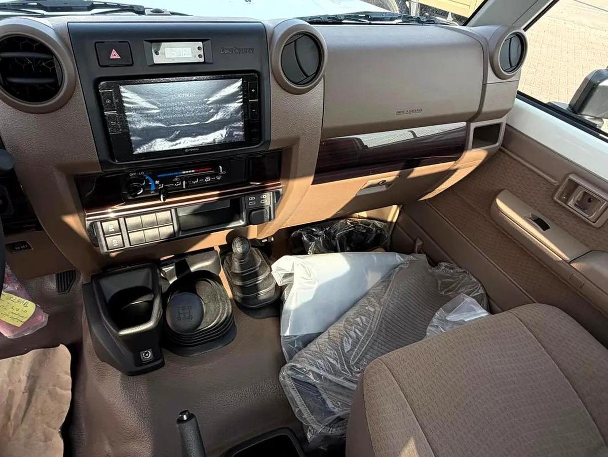 2026 Toyota Land Cruiser 79 Series S/C - GCC Specs-5-5