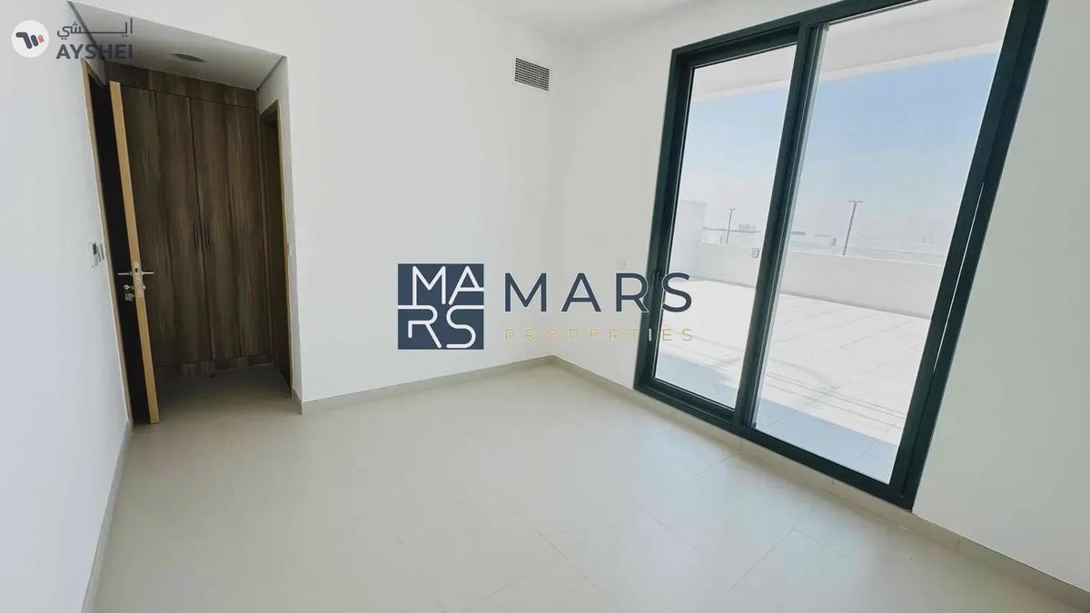 Amazing Layout | Huge Terrace | Brand New | Lagoon View-21-21