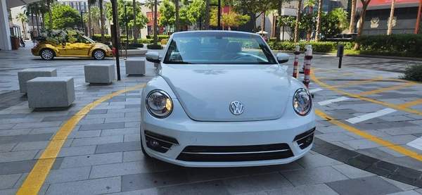 2019 Volkswagen Beetle -2.0L-4 Cyl-Excellent Condition