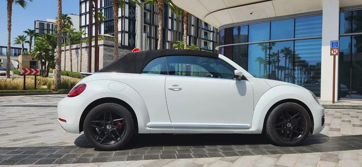 2019 Volkswagen Beetle -2.0L-4 Cyl-Excellent Condition-8-8