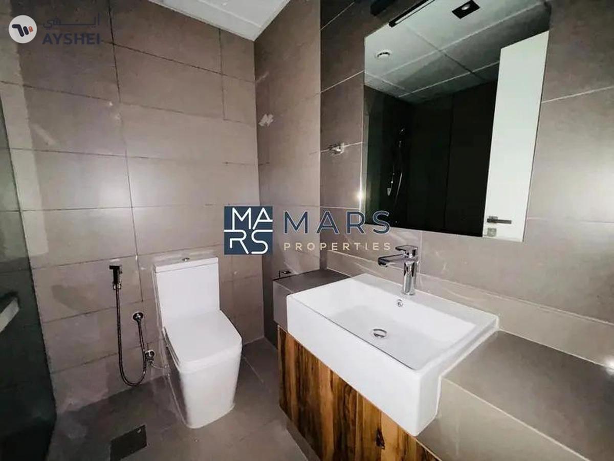 1BHK Gem with Relaxing Balcony Vibes-29-29