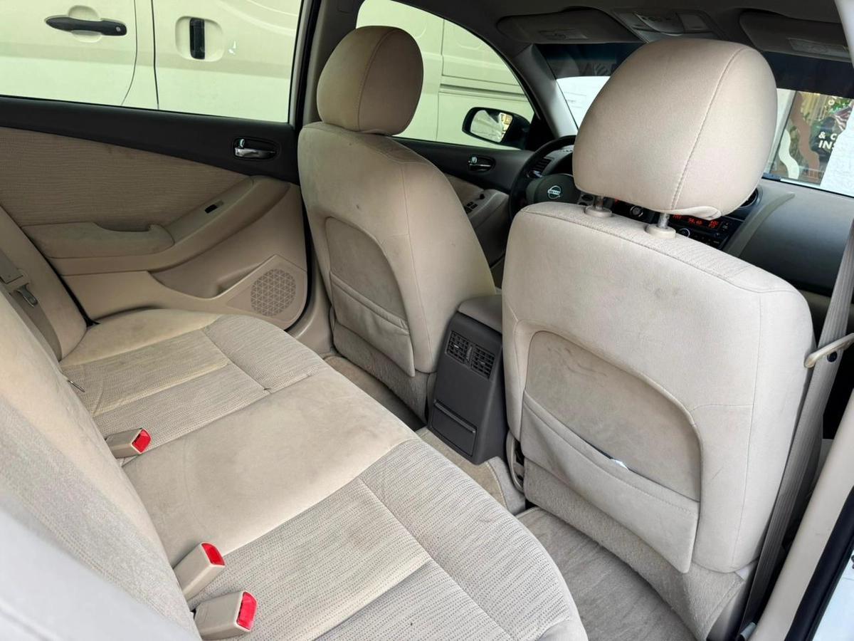 Gulf Specs 2012 NISSAN ALTIMA S 2.5Litre 4-Cylinder Mid Option-15-15
