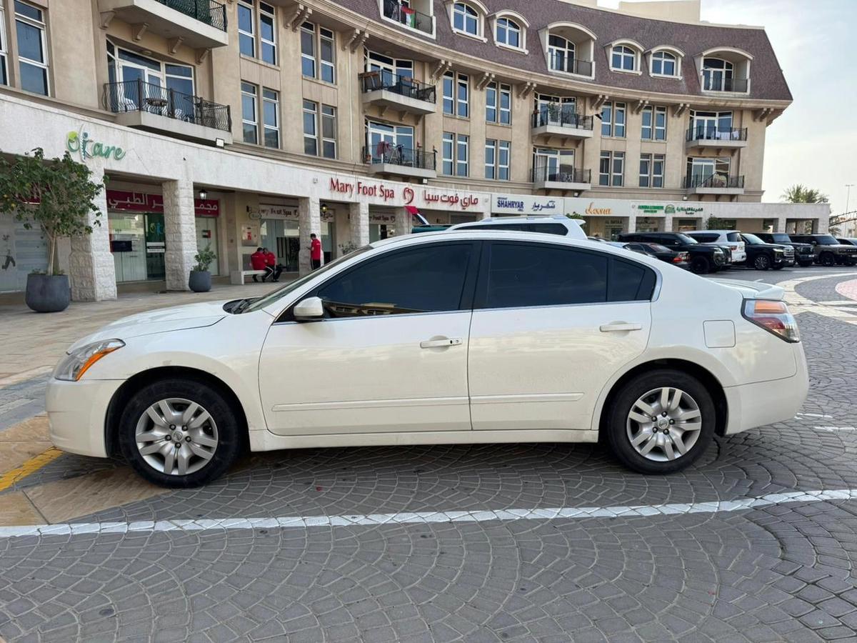 Gulf Specs 2012 NISSAN ALTIMA S 2.5Litre 4-Cylinder Mid Option-12-12