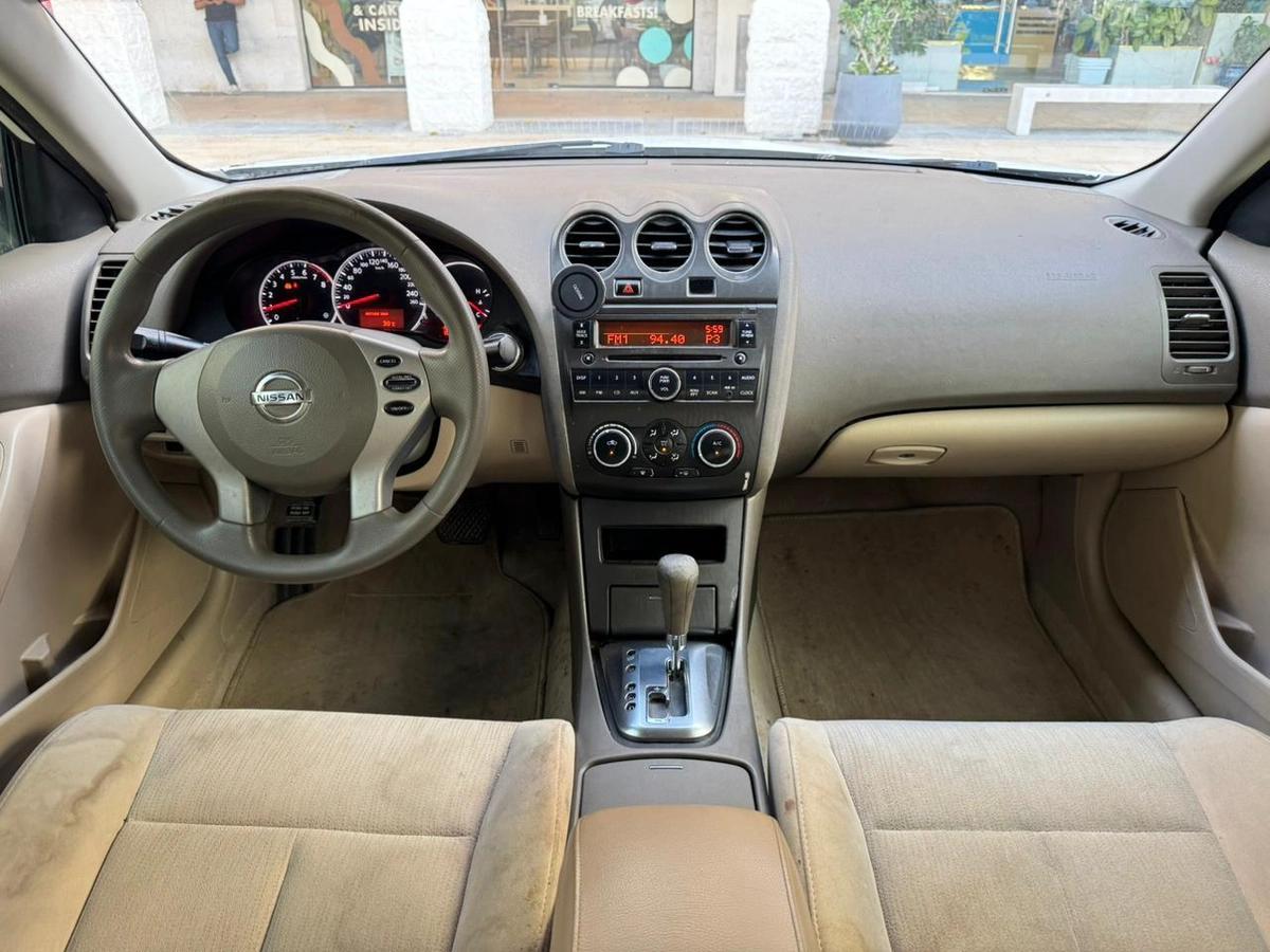 Gulf Specs 2012 NISSAN ALTIMA S 2.5Litre 4-Cylinder Mid Option-18-18