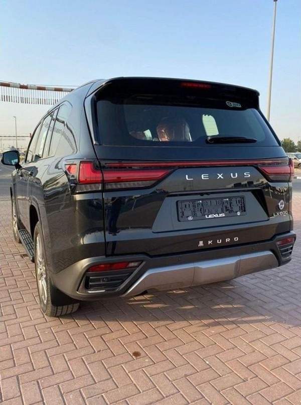 Lexus LX 600 LEXUS LX 600 VIP-- KURO--2022