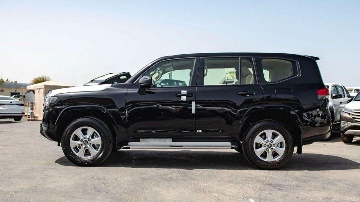 Toyota Land Cruiser LC300 GXR 3.3D AT MY2025 – BLACK-2-2