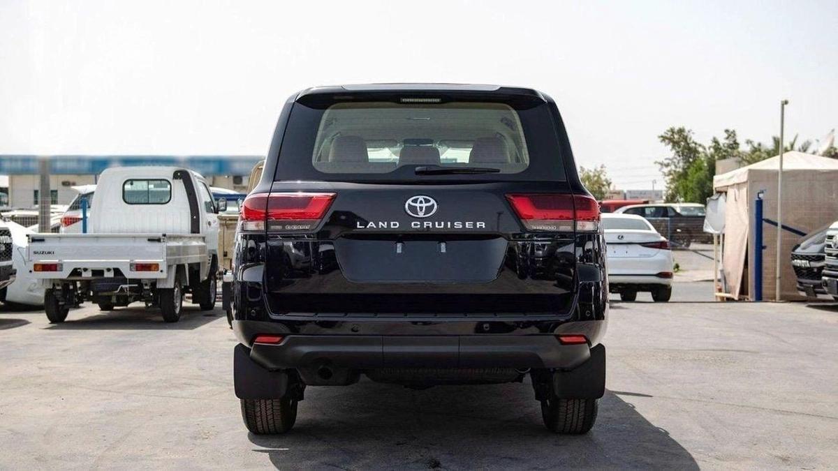 Toyota Land Cruiser LC300 GXR 3.3D AT MY2025 – BLACK-6-6