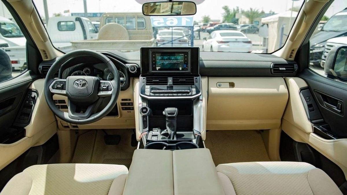 Toyota Land Cruiser LC300 GXR 3.3D AT MY2025 – BLACK-17-17