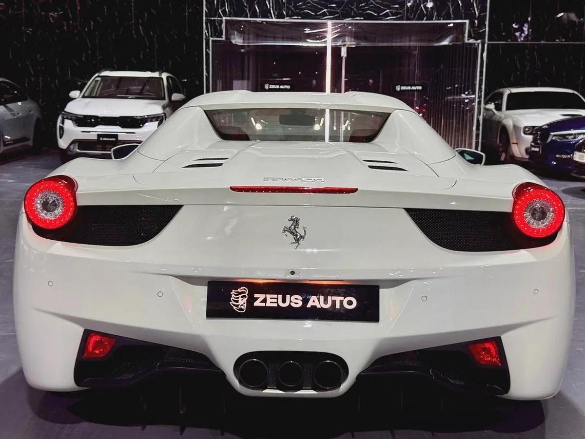 Ferrari 458 Spider 2013 GCC specs for 475,000.00 AED-5-5